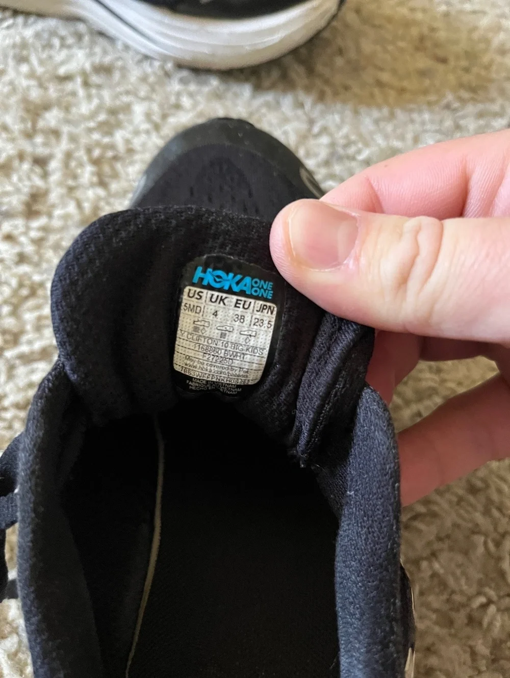 Hoka One One Clifton 8 Women's Running Shoes Size 5MD Black White